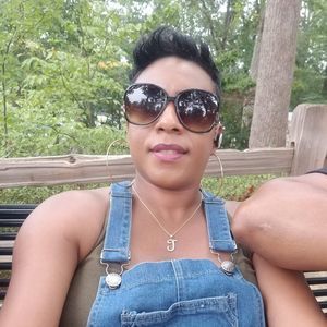 Meet your Posher, Janet